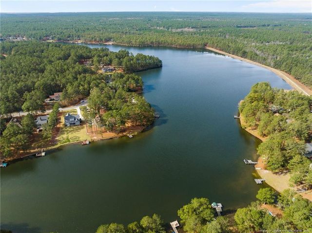 15740 Fox Lane, Wagram, NC 28396