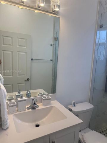 522 SW 19th Way 522, Fort Lauderdale, FL 33312