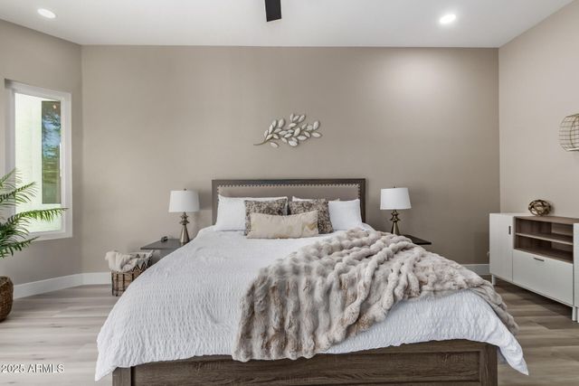 1451 S LA ARBOLETA Drive, Gilbert, AZ 85296