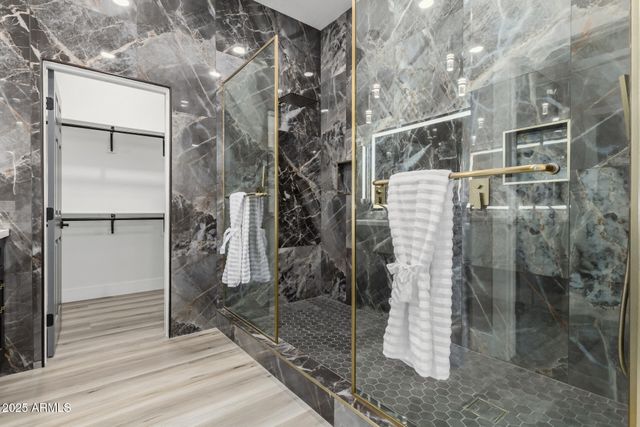 1451 S LA ARBOLETA Drive, Gilbert, AZ 85296