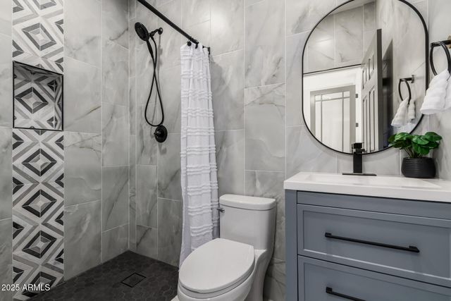 1451 S LA ARBOLETA Drive, Gilbert, AZ 85296