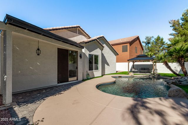 1451 S LA ARBOLETA Drive, Gilbert, AZ 85296