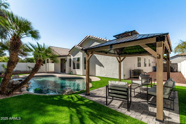 1451 S LA ARBOLETA Drive, Gilbert, AZ 85296