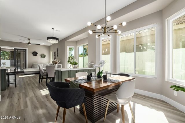 1451 S LA ARBOLETA Drive, Gilbert, AZ 85296