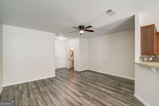 544 Oakside Place, Acworth, GA 30102