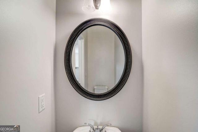 544 Oakside Place, Acworth, GA 30102