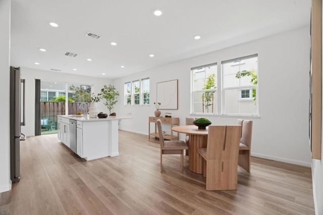2658 Admiral Circle, Hayward, CA 94545