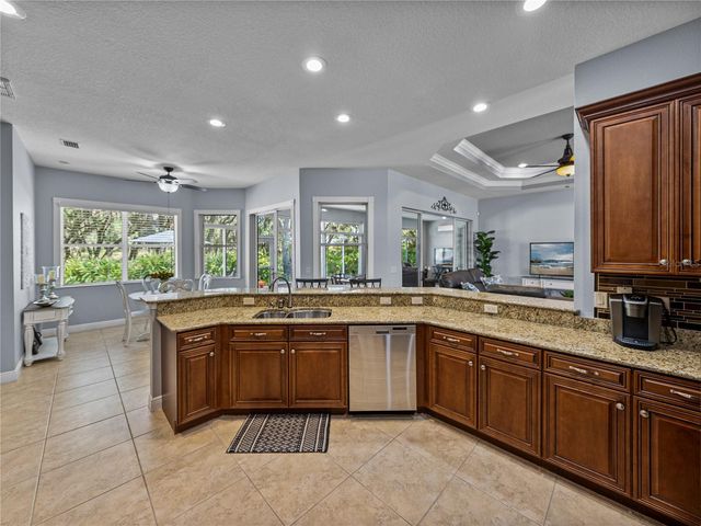 800 OSPREY LANDING DRIVE, Lakeland, FL 33813