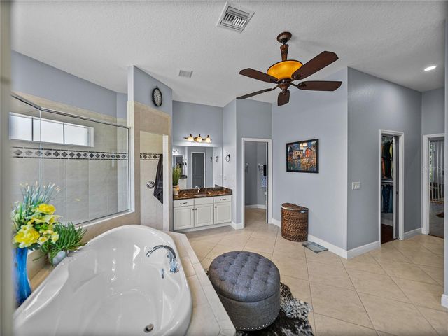 800 OSPREY LANDING DRIVE, Lakeland, FL 33813