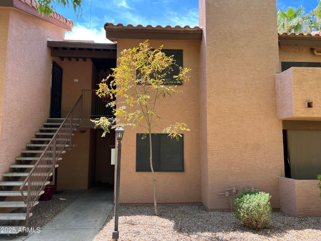 1075 E CHANDLER Boulevard 124, Chandler, AZ 85225 — photo 2