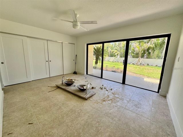 7550 SUNSHINE SKYWAY LANE S P12, St Petersburg, FL 33711