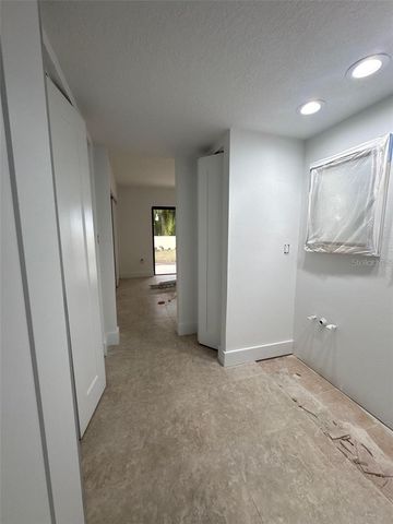 7550 SUNSHINE SKYWAY LANE S P12, St Petersburg, FL 33711