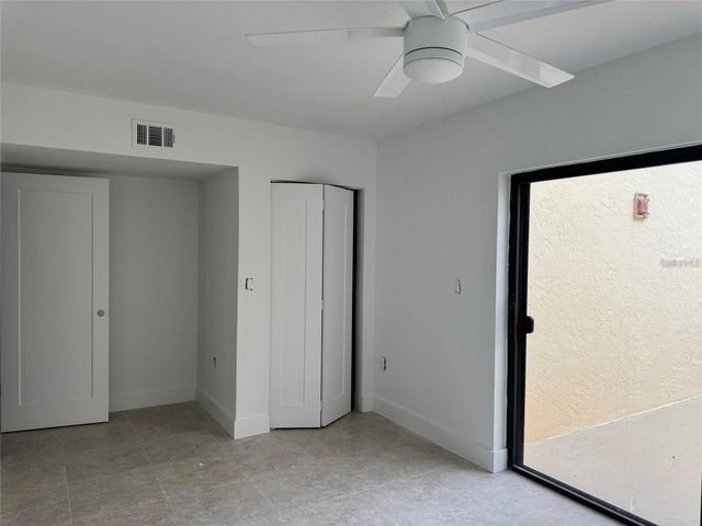 7550 SUNSHINE SKYWAY LANE S P12, St Petersburg, FL 33711