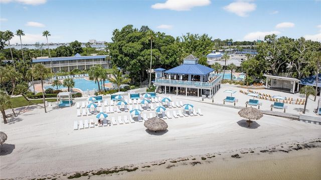 7550 SUNSHINE SKYWAY LANE S P12, St Petersburg, FL 33711