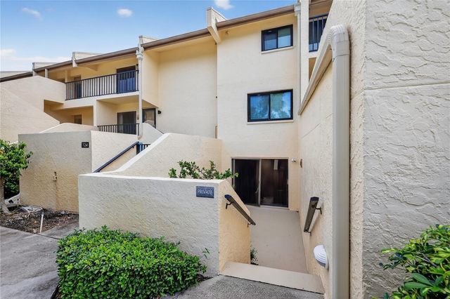 7550 SUNSHINE SKYWAY LANE S P12, St Petersburg, FL 33711