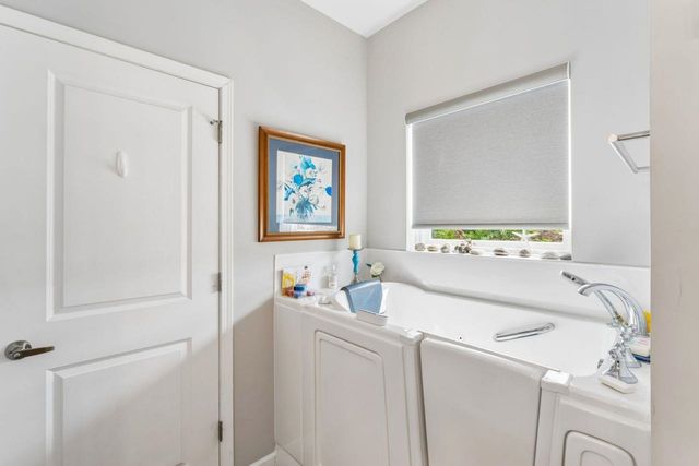 4153 Cedar Lane, Grand Blanc, MI 48439