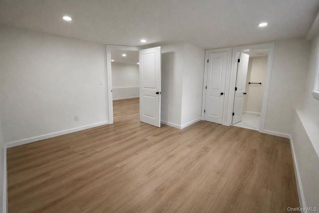 40 Arbour Street, West Islip, NY 11795