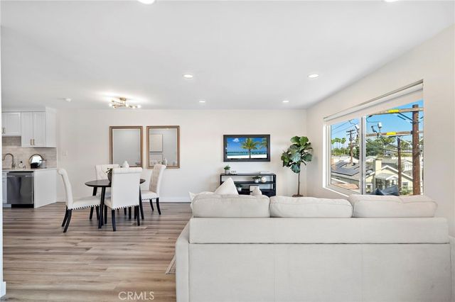 5959 E Naples Plaza 306, Long Beach, CA 90803