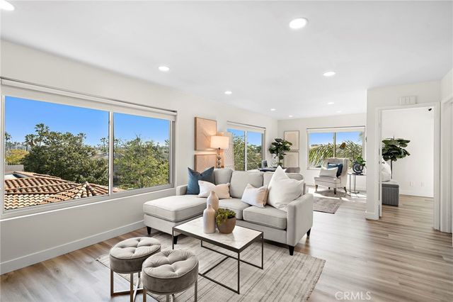 5959 E Naples Plaza 306, Long Beach, CA 90803