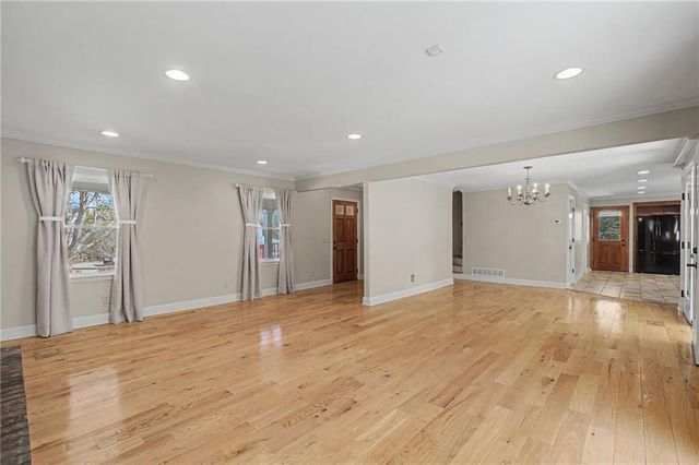 887 Big Springs Road SE, Calhoun, GA 30701