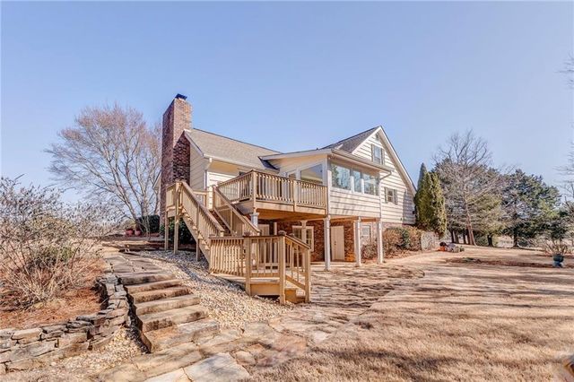 887 Big Springs Road SE, Calhoun, GA 30701