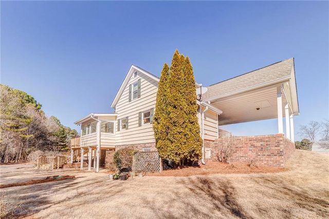 887 Big Springs Road SE, Calhoun, GA 30701