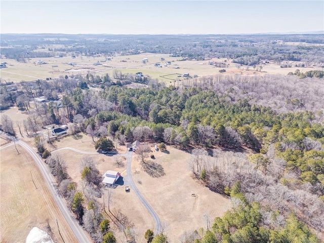 887 Big Springs Road SE, Calhoun, GA 30701