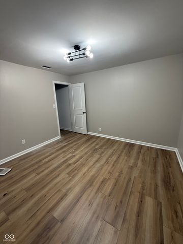 7811 Providence Circle, Indianapolis, IN 46250