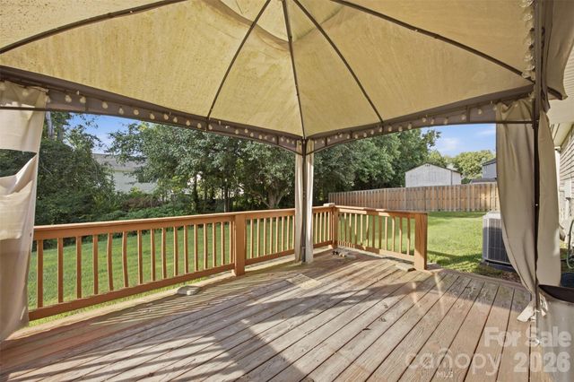 109 Clairwood Drive, Mount Holly, NC 28120