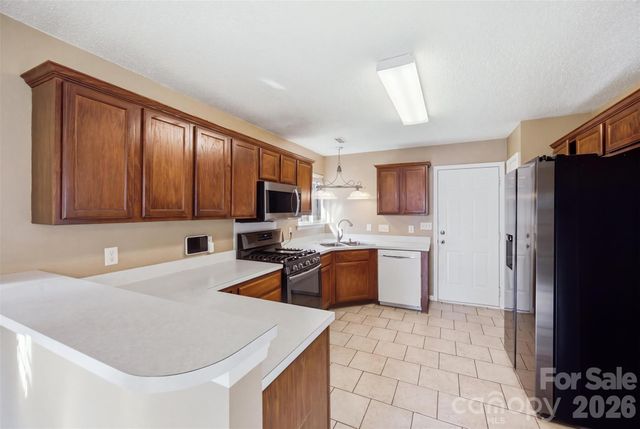 109 Clairwood Drive, Mount Holly, NC 28120
