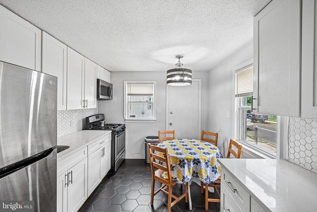 137 EDMUND ST, Hamilton, NJ 08610