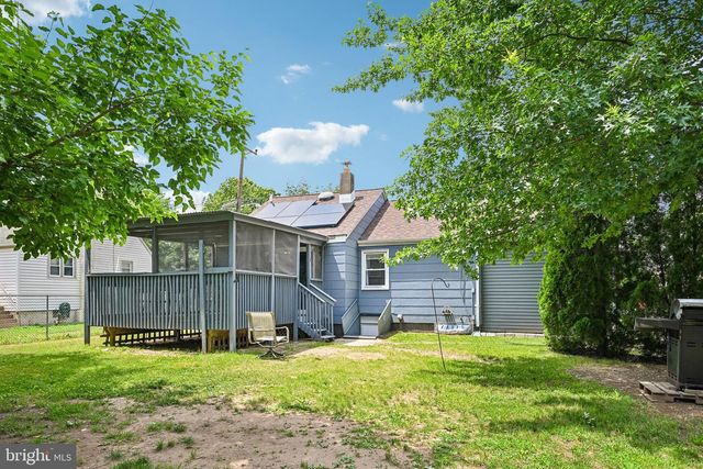 137 EDMUND ST, Hamilton, NJ 08610