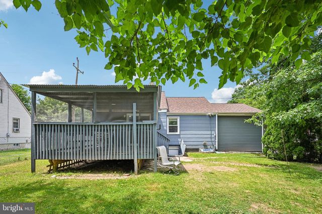 137 EDMUND ST, Hamilton, NJ 08610