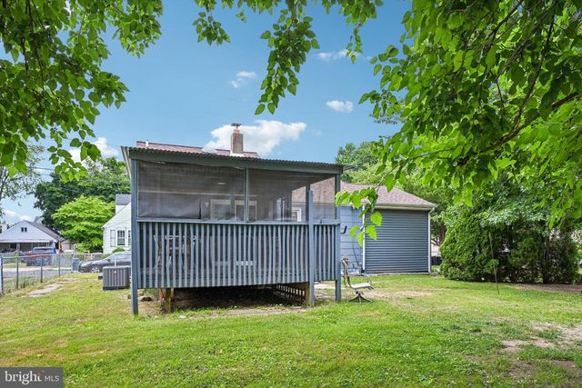137 EDMUND ST, Hamilton, NJ 08610