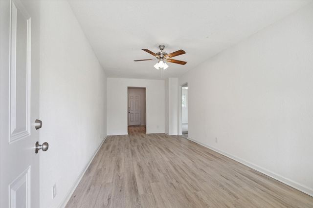 5111 Clover Street B, Houston, TX 77033