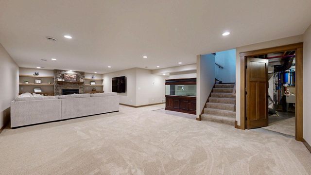 S8714 Mertinke Landing, Eleva, WI 54738