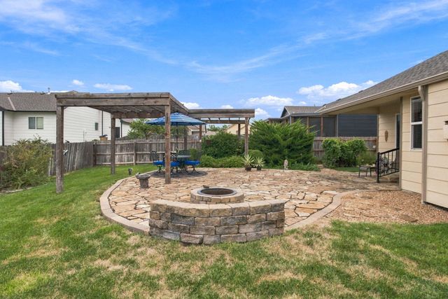 2917 N Rock Bridge Ct, Derby, KS 67037