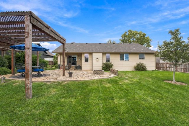 2917 N Rock Bridge Ct, Derby, KS 67037