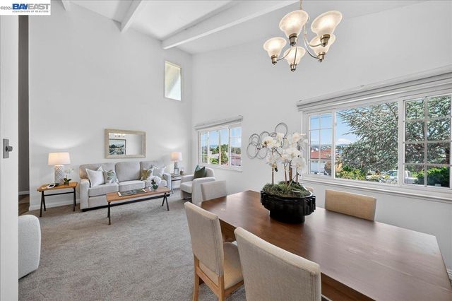 21723 Shadyspring Rd, Castro Valley, CA 94546