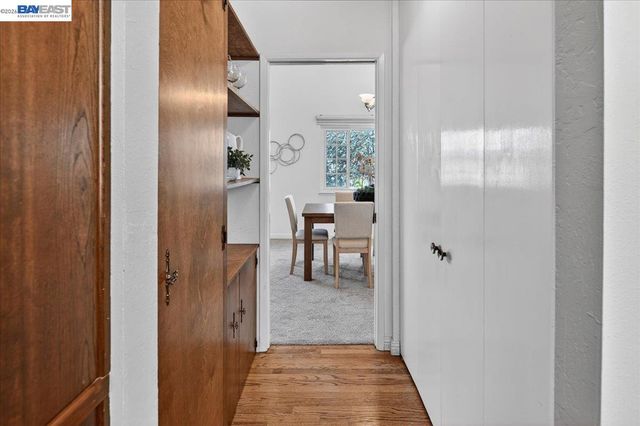 21723 Shadyspring Rd, Castro Valley, CA 94546