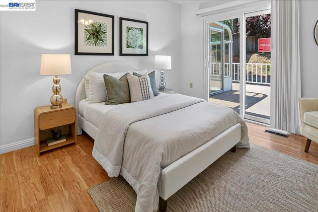 21723 Shadyspring Rd, Castro Valley, CA 94546