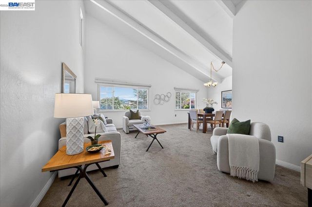 21723 Shadyspring Rd, Castro Valley, CA 94546