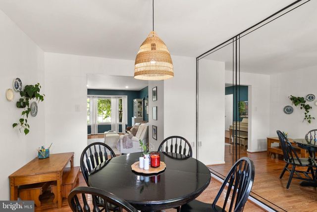 9607 LAKE BRADDOCK DR, Burke, VA 22015