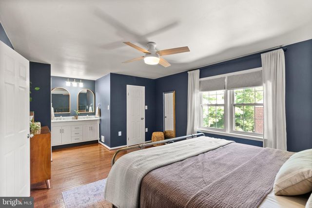 9607 LAKE BRADDOCK DR, Burke, VA 22015