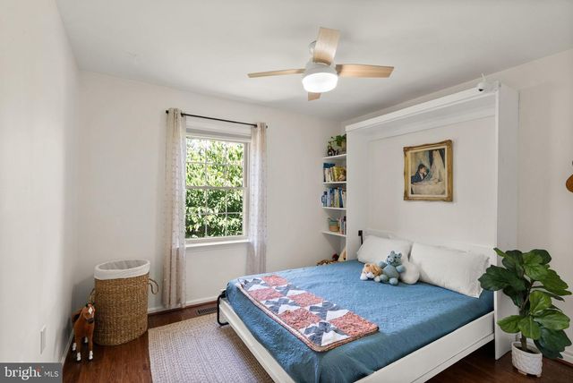 9607 LAKE BRADDOCK DR, Burke, VA 22015