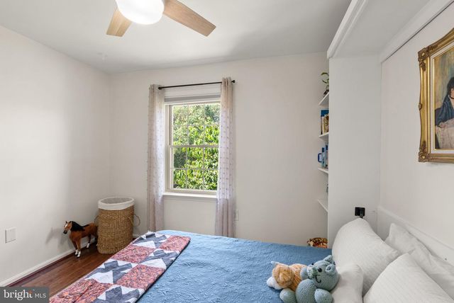 9607 LAKE BRADDOCK DR, Burke, VA 22015