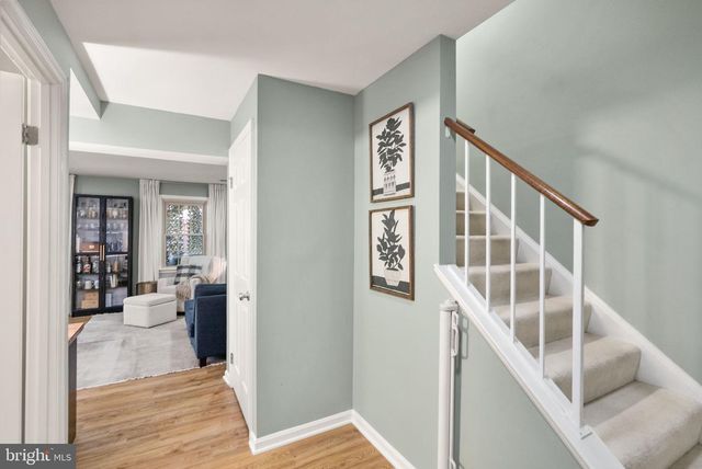 9607 LAKE BRADDOCK DR, Burke, VA 22015