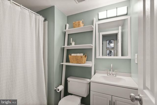 9607 LAKE BRADDOCK DR, Burke, VA 22015