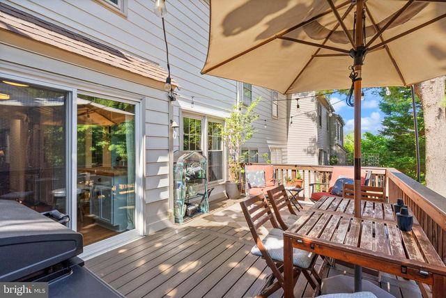 9607 LAKE BRADDOCK DR, Burke, VA 22015