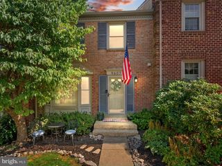 9607 LAKE BRADDOCK DR, Burke, VA 22015